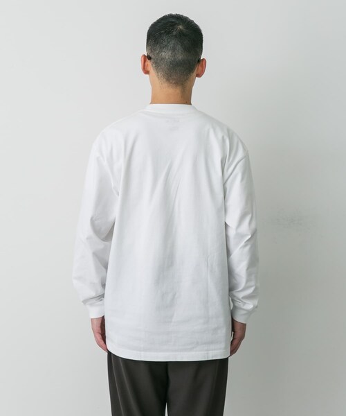 URBAN RESEARCH DOORS（アーバンリサーチドアーズ）の「『別注』HANES×DOORS　BEEFY-T DOORS FIT LONG-SLEEVE（Tシャツ/カットソー・メンズ・ホワイト/グレー/ダークグレー/ブラック/ネイビー・M/L/XL/XXL）」の9枚目の写真