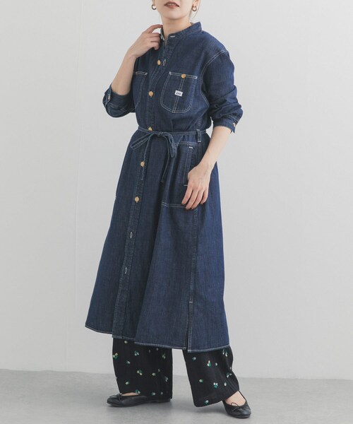 URBAN RESEARCH DOORS（アーバンリサーチドアーズ）の「『別注』Lee×DOORS　WORK SHIRTS ONE-PIECE（ワンピース・レディース・BLUE/NAVY・One）」の6枚目の写真