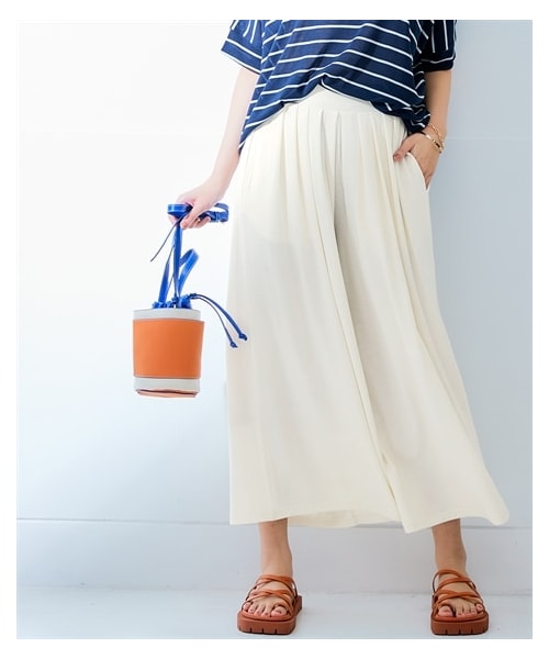 nissen（ニッセン）の「【接触冷感】さらひやカットソーワイドパンツ（接触冷感・UVカット）（７分丈）（パンツ・レディース・カーキ/ネイビー/黒/ネイビー系ストライプ/グレージュ/モカ/【ドロップ】ボルドー/ピスタチオイエロー/グリーン/パープル/オフホワイト・S/M/L/LL/3L/4L/5L/6L/8L/10L）」の22枚目の写真