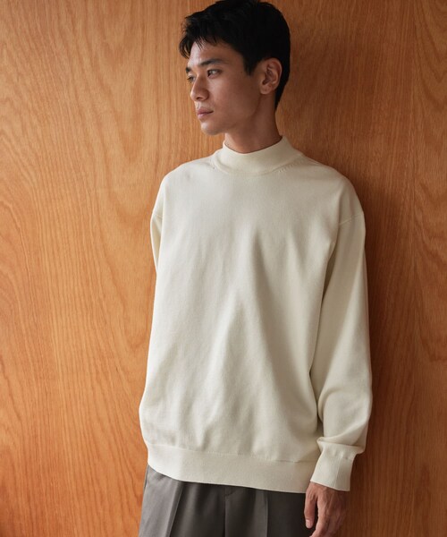 URBAN RESEARCH DOORS（アーバンリサーチドアーズ）の「『仁村紗和さん着用』『UR TECH 200日ニット』 モックネック（ニット/セーター・メンズ・OFF/APRICOT/C.NAVY/BLACK/BROWN・M/L/XL）」の8枚目の写真