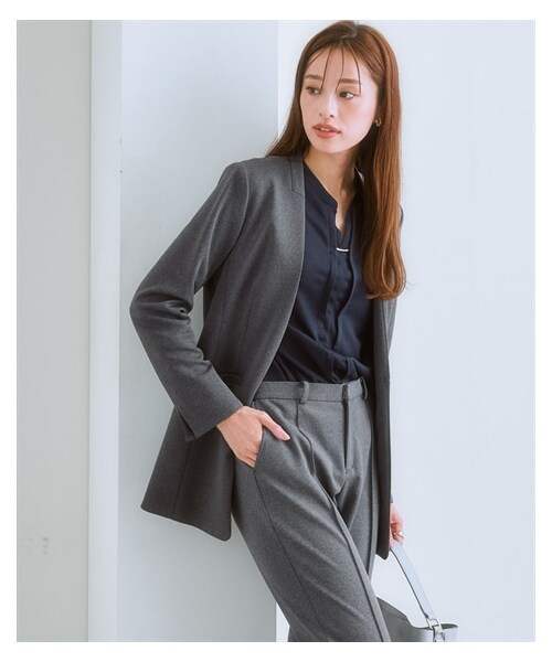 nissen（ニッセン）の「【レディーススーツ】カノコジャージーセットアップスーツ（上下別売）（フォーマルスーツ/小物・レディース・ネイビー:ロング丈ノーカラージャケット/黒:ロング丈ノーカラージャケット/グレー系:ロング丈ノーカラージャケット/ネイビー:テーラードジャケット/黒:テーラードジャケット/グレー系:テーラードジャケット/ネイビー:テーパードパンツ/黒:テーパードパンツ/グレー系:テーパードパンツ/ネイビー:セミワイドパンツ/黒:セミワイドパンツ/グレー系:セミワイドパンツ/ネイビー:マーメイドスカート/黒:マーメイドスカート/グレー系:マーメイドスカート/ネイビー:タックワンピース/黒:タックワンピース/グレー系:タックワンピース・S/M/L/LL/3L/4L/5L/6L/8L）」の18枚目の写真