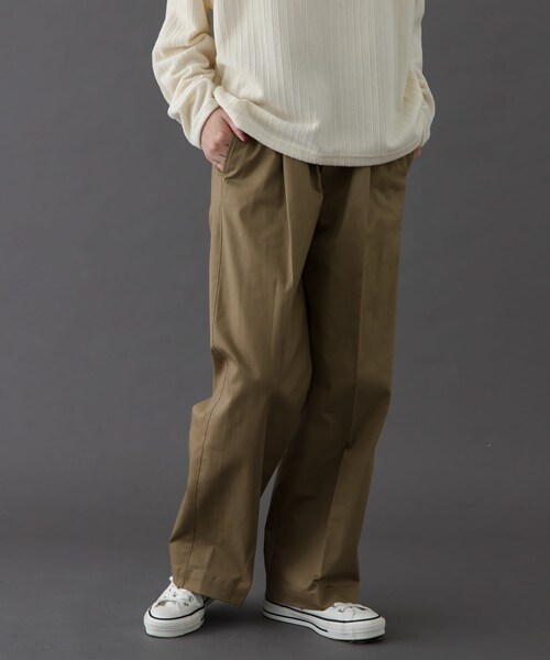 URBAN RESEARCH DOORS(アーバンリサーチドアーズ)の「FORK&SPOON イージーチノパンツ(チノパンツ・レディース・BLACK/BEIGE・1/2)」の15枚目の写真