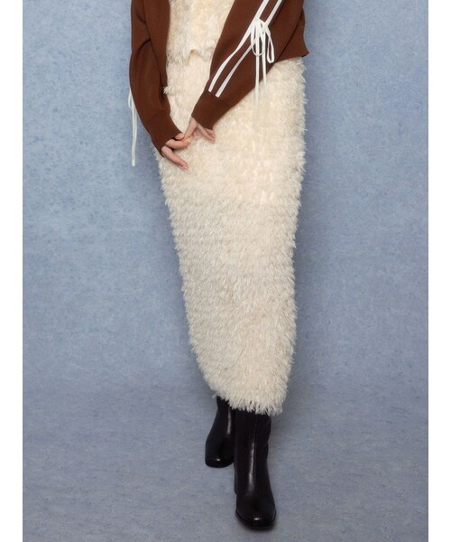 CALNAMUR（カルナムール）の「FEATHER LIKE TIGHT SK/フェザーライクタイトスカート【セットアップ対応商品】（スカート・レディース・アイボリー/ブラック/ピンク・F）」の6枚目の写真