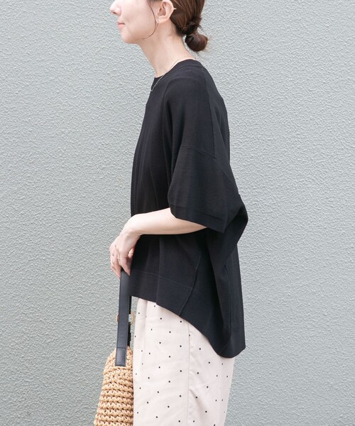 ITEMS URBANRESEARCH（アイテムズ アーバンリサーチ）の「『洗濯可』ニットTシャツ（ニット/セーター・レディース・OFF/BLK/CHA/GRN/ORG・Free）」の19枚目の写真