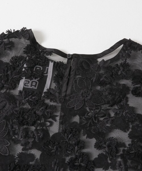 URBAN RESEARCH DOORS(アーバンリサーチドアーズ)の「『別注』LAYAS×DOORS LACE JQD TANKTOP(タンクトップ・レディース・WHITE/BLACK・One)」の19枚目の写真