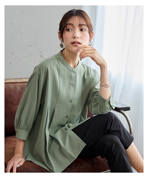 nissen（ニッセン）の「大きいサイズ とろみブロード7分袖タックシャツ（シャツ/ブラウス・レディース・グレイッシュブルー/ライトカーキ/オフホワイト/黒・L/LL/3L/4L/5L/6L/8L/10L）」の3枚目の写真