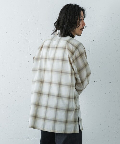 URBAN RESEARCH(アーバンリサーチ)の「SHEER CH SQUARE CUT SHIRTS(シャツ/ブラウス・メンズ・IVORY/BLACK/GREEN・M/L)」の14枚目の写真