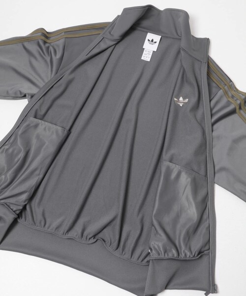 URBAN RESEARCH Sonny Label（アーバンリサーチサニーレーベル）の「adidas　FIREBIRD TT（テーラードジャケット・メンズ・グレー・M/L）」の7枚目の写真