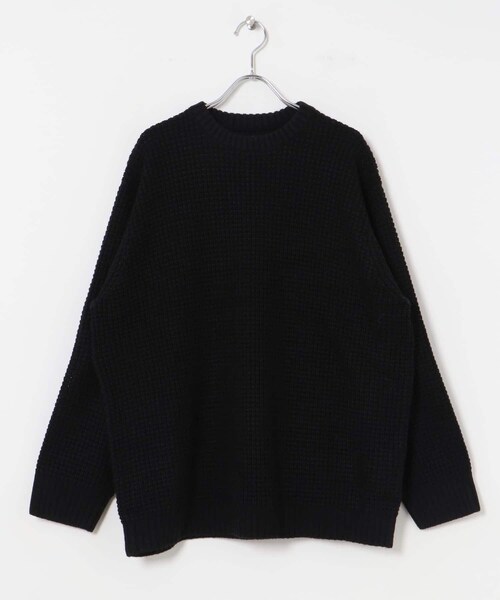 ITEMS URBANRESEARCH（アイテムズ アーバンリサーチ）の「ワッフル編み クルーネックニット（ニット/セーター・メンズ・OLV/OFF/BLK/CHA/MOC・S/M/L）」の22枚目の写真