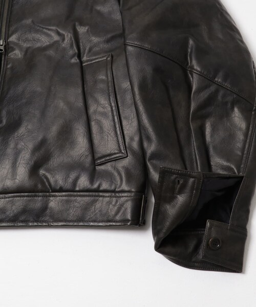 URBAN RESEARCH（アーバンリサーチ）の「AMOMENTO　VEGAN LEATHER BLOUSON（ブルゾン・レディース・BLACK・1）」の5枚目の写真