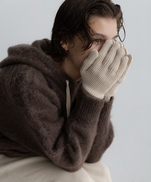 URBAN RESEARCH Sonny Label（アーバンリサーチサニーレーベル）の「畦編みニットグローブ（ベルト・レディース・エクリュ/グレー/ブラウン/ブルー・One）」の7枚目の写真