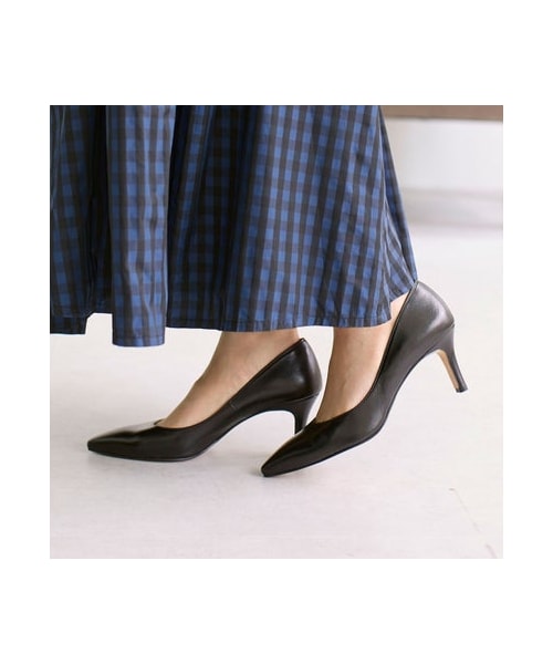 carino（カリーノ）の「モード エ ジャコモ カリーノ MODE ET JACOMO carino 【公式オンラインストア限定】ポインテッドトゥプレーンパンプス(7cmヒール) （パンプス・レディース・BL/DBR/CL・225/22.5cm/230/23cm/235/23.5cm/240/24cm/245/24.5cm）」の9枚目の写真