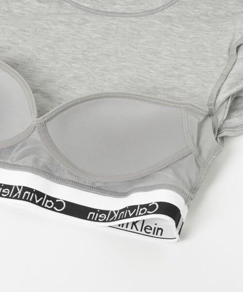 URBAN RESEARCH(アーバンリサーチ)の「Calvin Klein T-SHIRTS BRALETTE(Tシャツ/カットソー・レディース・UB1-BLACK/P7A-GREY/100-WHITE・S/M/L)」の16枚目の写真