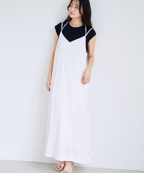 VIS(ビス)の「ドットサテンキャミワンピース(ワンピース・レディース・ホワイト系/ブラウン系・M/S)」の12枚目の写真