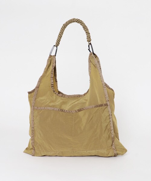 URBAN RESEARCH DOORS(アーバンリサーチドアーズ)の「撥水2WAYパッカブルトート(トートバッグ・メンズ・BLACK/GRAY NAVY/COYOTE・-)」の3枚目の写真