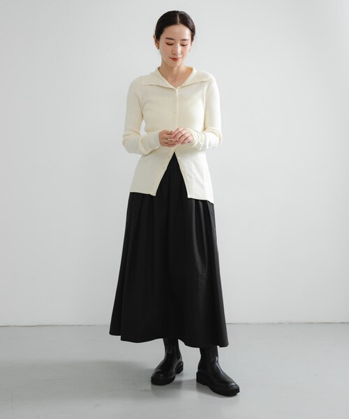 URBAN RESEARCH（アーバンリサーチ）の「ギャザーボリュームスカート（スカート・レディース・IVORY/BLACK・FREE）」の22枚目の写真