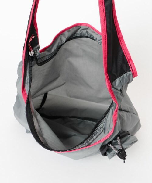 EKAL（エカル）の「NANGA　POCKETABLE SHOULDER BAG（ショルダーバッグ・メンズ・PPL/YEL/GRY・One）」の8枚目の写真