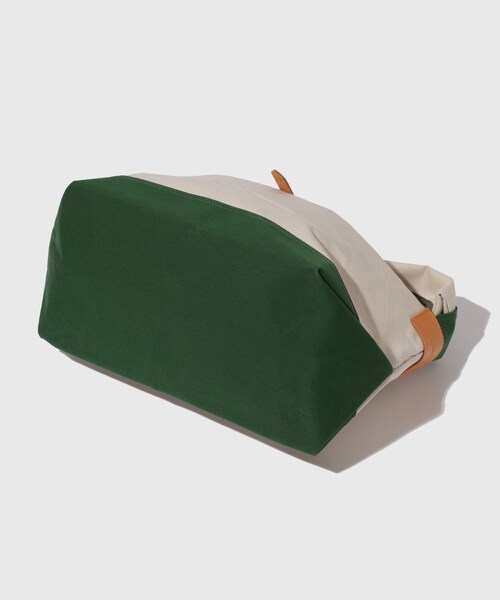 ADAM ET ROPE'（アダムエロペ）の「【Little Yarmouth/リトルヤーマス】Canvas Messenger Bag（トートバッグ・メンズ・ブラック/キナリ・F）」の5枚目の写真