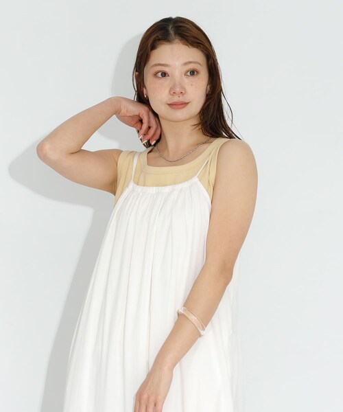 URBAN RESEARCH Sonny Label（アーバンリサーチサニーレーベル）の「シフリーコットンキャミワンピース（ワンピース・レディース・ブラウン/ブラック/オフ・FREE）」の5枚目の写真