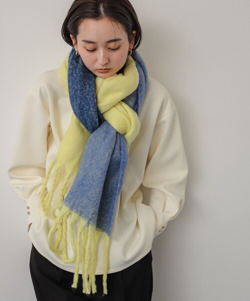 SENSE OF PLACE by URBAN RESEARCH（センスオブプレイスバイアーバンリサーチ）の「『一部WEB限定カラー』パネルボーダーストール（マフラー・レディース・RED/GREEN/YELLOW/ORANGE・one）」の3枚目の写真