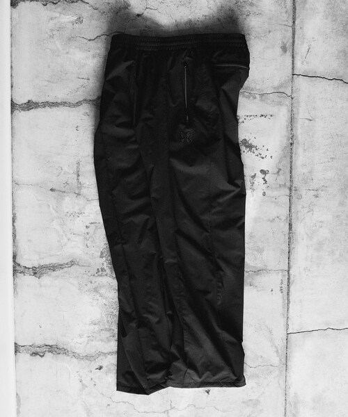 ADAM ET ROPE'（アダムエロペ）の「【Needles for WILD LIFE TAILOR】 EX Track Pant - Loft Insulation（その他パンツ・メンズ・ブラック・L/M/S/XS）」の8枚目の写真