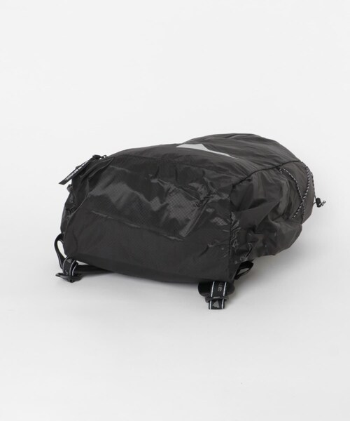 EKAL(エカル)の「and wander sil daypack(バックパック/リュック・メンズ・Black/Gray/D.Orange・one)」の7枚目の写真