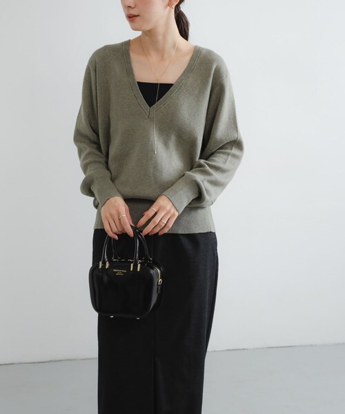 URBAN RESEARCH（アーバンリサーチ）の「new basic　カシミヤコットンVネックチュニックニット（チュニック・レディース・KHAKI/PINK/SAX・FREE）」の8枚目の写真
