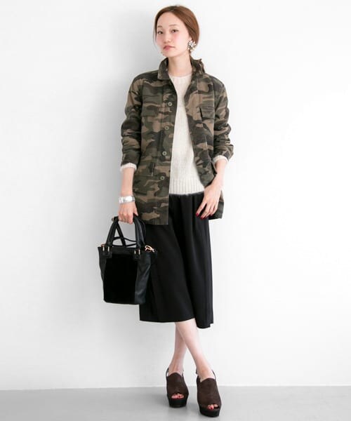 URBAN RESEARCH（アーバンリサーチ）の「ベルト付ミリタリージャケット（ミリタリージャケット・レディース・KHAKI/CAMO・FREE）」の5枚目の写真
