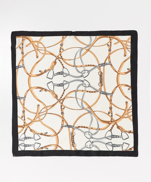 URBAN RESEARCH Sonny Label（アーバンリサーチサニーレーベル）の「大判チェーン柄スカーフ（バンダナ/スカーフ・レディース・ピンク/オフ・one/One）」の4枚目の写真