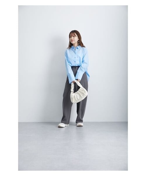 nissen（ニッセン）の「高身長　接触冷感ツイルカーブパンツ（UVカット・防シワ）（トールサイズ）（パンツ・レディース・ベージュ/グレー/ブラック・MTT/LTT/LLTT/3LTT）」の2枚目の写真