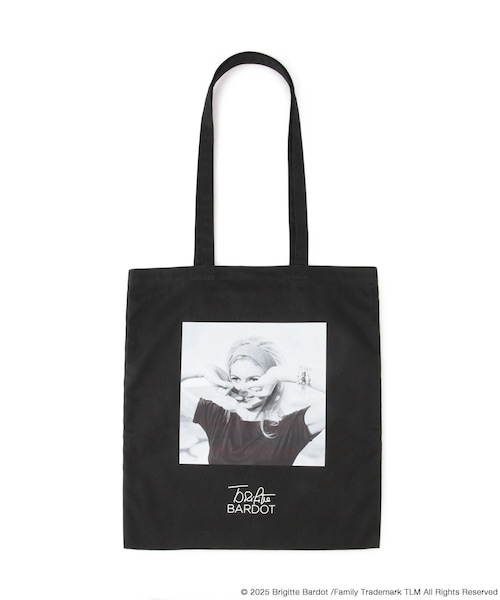 ROPE'(ロペ)の「【Brigitte Bardot×ROPE'・コラボ】モノクロフォトプリントキャンバストートバッグ【A4対応】(トートバッグ・レディース・ブラック/ホワイト・F)」の11枚目の写真