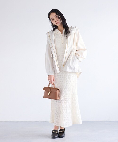 VIS（ビス）の「ウエストマークナイロンジャケット/スプリングマウンテンパーカー（ナイロンジャケット・レディース・オフホワイト/ベージュ/ネイビー/ピンク・F）」の10枚目の写真