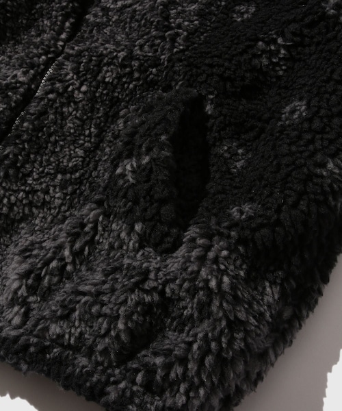 ADAM ET ROPE'(アダムエロペ)の「【NOMA RHYTHM TEXTILE/ノーマリズム テキスタイル】DYG Reversible Sherpa Hoody(パーカー・メンズ・ブラック・2/3)」の10枚目の写真