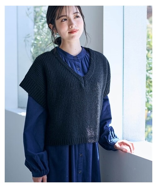 nissen（ニッセン）の「Vネックショート丈ニットベスト【Otona Purete】（ニット/セーター・レディース・黒/ライムミックス・M/L/LL/3L/4L/5L/6L）」の5枚目の写真