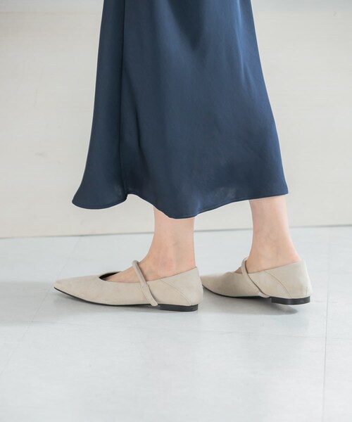 URBAN RESEARCH ROSSO（アーバンリサーチロッソ）の「REMME　FLAT SUEDE SHOES（その他シューズ・レディース・ADRAR・36/37/38/39）」の4枚目の写真