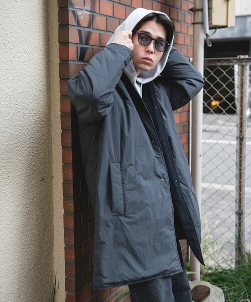 URBAN RESEARCH DOORS(アーバンリサーチドアーズ)の「ライトナイロン パデット バルマカンコート(テーラードジャケット・メンズ・L.GRAY/CHARCOAL/BLACK・M/L)」の21枚目の写真