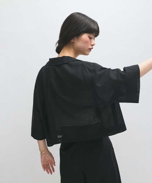 ADAM ET ROPE'(アダムエロペ)の「【接触冷感】ショートシャツジャケット(シャツ/ブラウス・レディース・ブラック/ベージュ・F)」の11枚目の写真