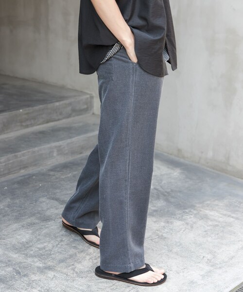 URBAN RESEARCH DOORS（アーバンリサーチドアーズ）の「FORK&SPOON　ピグメントプリントパンツ（その他パンツ・メンズ・GRAY/GREEN・4/5）」の13枚目の写真