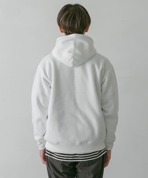 URBAN RESEARCH DOORS(アーバンリサーチドアーズ)の「『速乾』クイックドライ プルオーバーフーディ(パーカー・メンズ・BLUE GRAY/OFF/BEIGE/NAVY/ROYAL/RED・M/L/XL)」の20枚目の写真