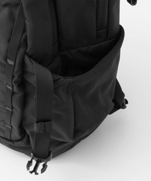 URBAN RESEARCH DOORS（アーバンリサーチドアーズ）の「patagonia　Refugio Pack 28L（バックパック/リュック・メンズ・TXTG/BLK/CACL・FREE）」の9枚目の写真