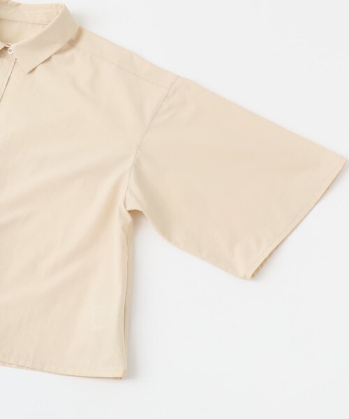 URBAN RESEARCH ROSSO（アーバンリサーチロッソ）の「F by ROSSO　ハーフスリーブクロップドシャツ（シャツ/ブラウス・レディース・OFF WHITE/P/BEIGE・FREE）」の19枚目の写真