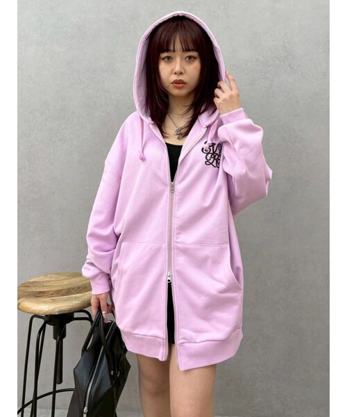 EVRIS（エヴリス）の「Lovingグラフィックジップパーカー（パーカー・レディース・グレー/ブラック/ピンク・F）」の19枚目の写真