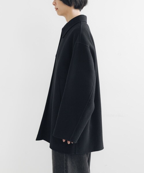 URBAN RESEARCH（アーバンリサーチ）の「スーパー140ステンカラーリバーミドルコート（ステンカラーコート・レディース・BRICK/NAVY/BLACK・FREE）」の15枚目の写真