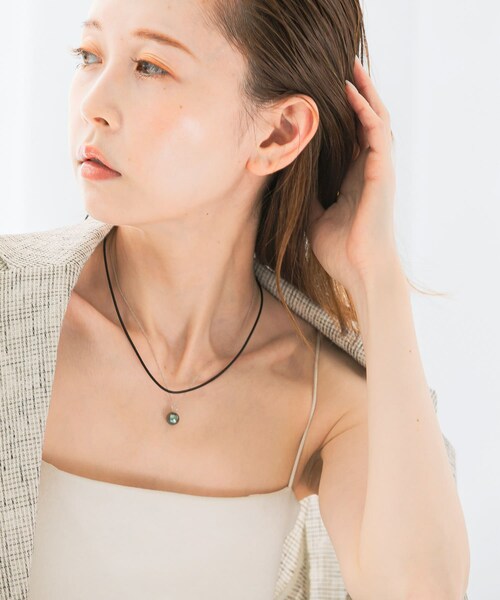 URBAN RESEARCH ROSSO（アーバンリサーチロッソ）の「Favorible　Black Pearl Combi Necklace（ネックレス・レディース・SIL×BLK・FREE）」の3枚目の写真