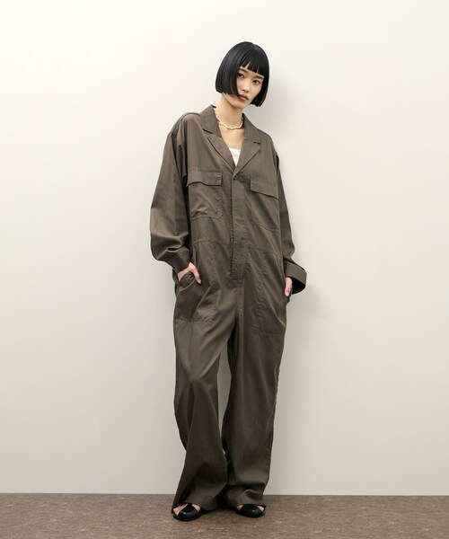 ADAM ET ROPE'（アダムエロペ）の「【Le Minor for ADAM ET ROPE'】別注 COMBINAISON AR（サロペット/オーバーオール・レディース・ブラウン/ネイビー・F）」の4枚目の写真