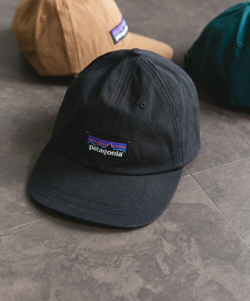 URBAN RESEARCH DOORS(アーバンリサーチドアーズ)の「patagonia P-6 Label Trad Cap(キャップ・メンズ・CASG/DRBN/BLK・one)」の1枚目の写真