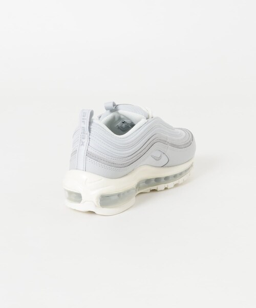 URBAN RESEARCH（アーバンリサーチ）の「NIKE　エアマックス97 SE（スニーカー・レディース・ピュアプラチナム・24/24.5）」の6枚目の写真