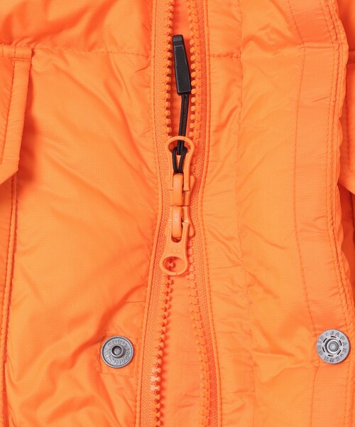 URBAN RESEARCH DOORS（アーバンリサーチドアーズ）の「『別注』Marmot×DOORS　DOWN VEST（その他アウター・レディース・BLACK/SAGE/ORANGE・One）」の20枚目の写真