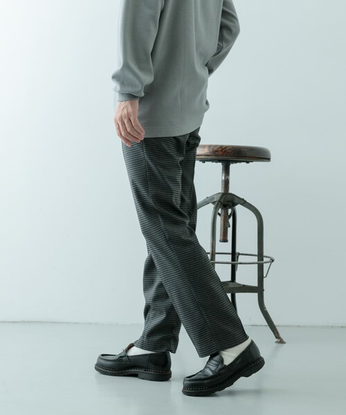 ITEMS URBANRESEARCH(アイテムズ アーバンリサーチ)の「ガンクラブチェック テーパードパンツ(その他パンツ・メンズ・BLK/BEG/BRN・M/L)」の10枚目の写真