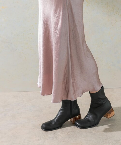 URBAN RESEARCH ROSSO（アーバンリサーチロッソ）の「サテンバイアススカート（スカート・レディース・ivory/mauve pink・FREE）」の15枚目の写真